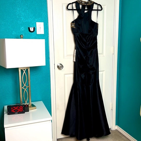 X scape Prom Dress black color size 10 - Picture 6 of 9
